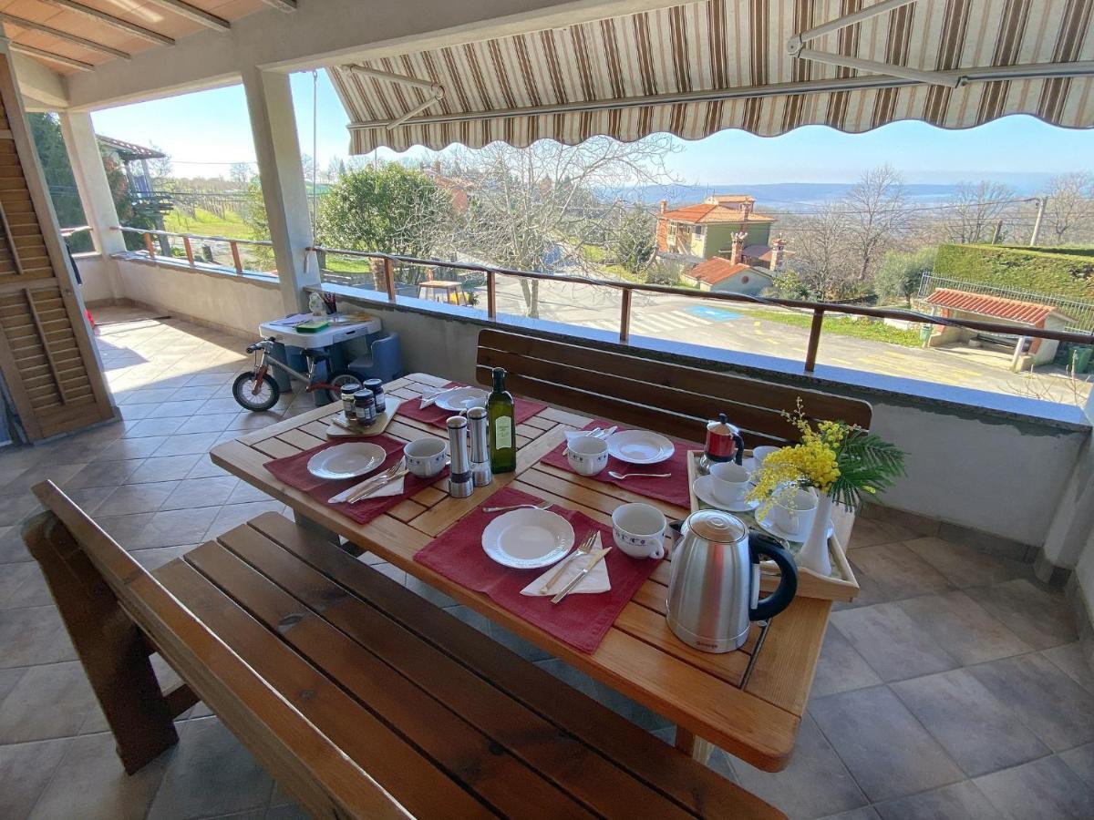 Sea View Istrian Countryside Apartment - Rota Dragonja Luaran gambar
