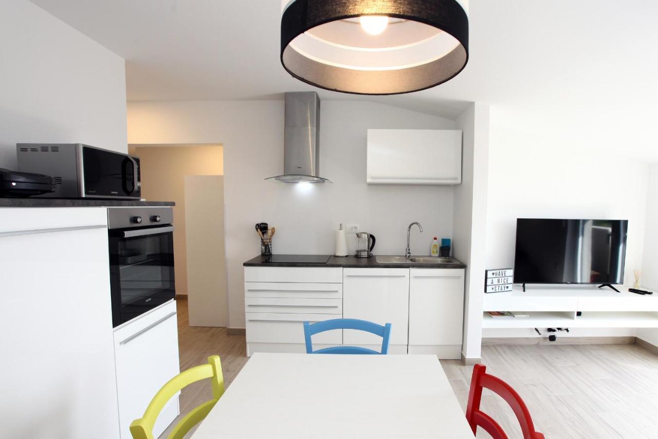 Sea View Istrian Countryside Apartment - Rota Dragonja Luaran gambar