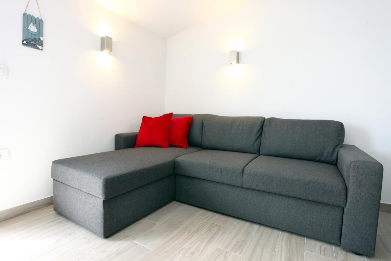 Sea View Istrian Countryside Apartment - Rota Dragonja Luaran gambar