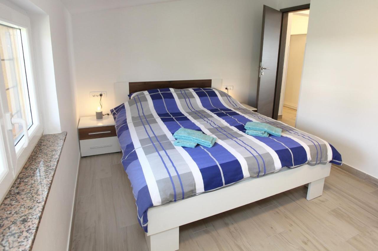 Sea View Istrian Countryside Apartment - Rota Dragonja Luaran gambar