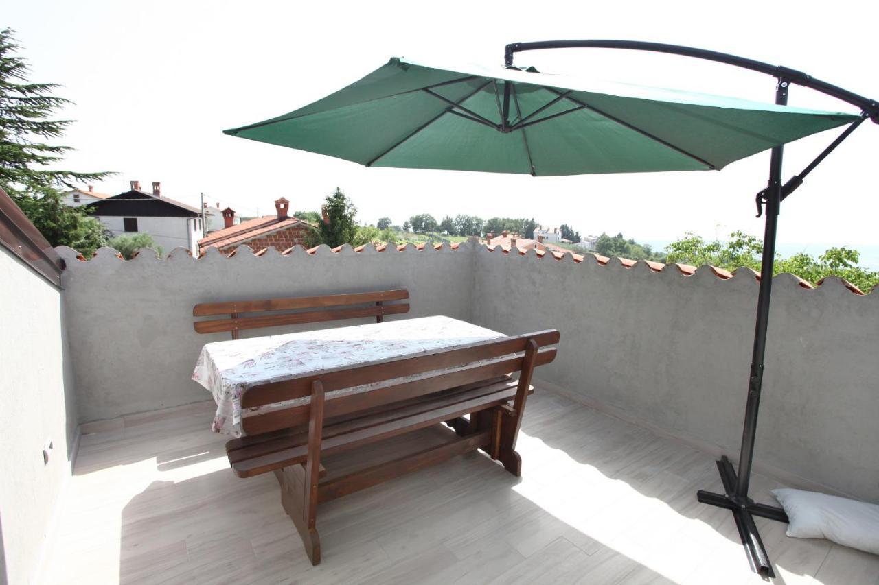 Sea View Istrian Countryside Apartment - Rota Dragonja Luaran gambar