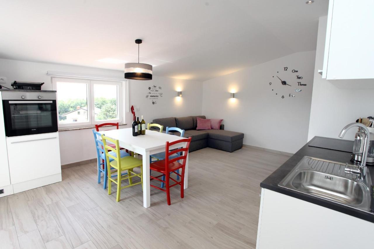 Sea View Istrian Countryside Apartment - Rota Dragonja Luaran gambar
